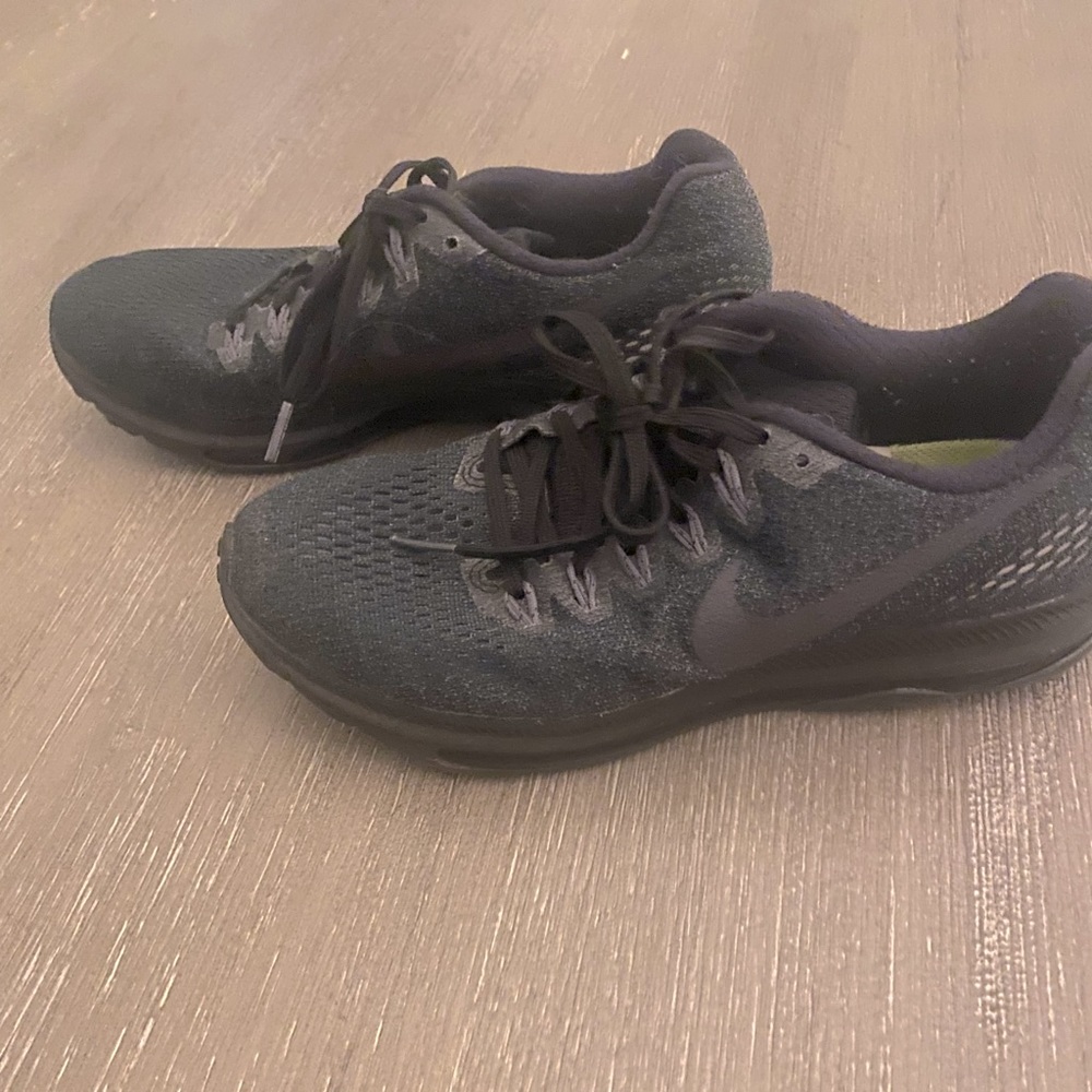 Nike Air zoom womens size 7.5